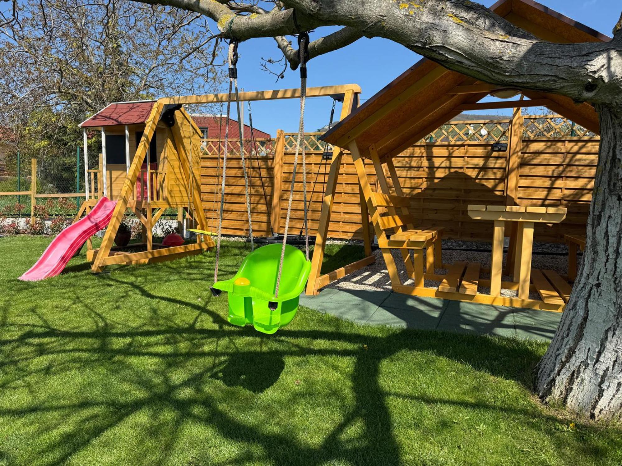 Ubytovanie Zobor Nitra Esterno foto
